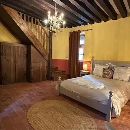 Le Chateau De La Mothe De Vicq Дом отдыха